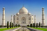 Taj Mahal v bohatém slunci