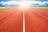 Dynamika atletickej dráhy za slnečného dňa