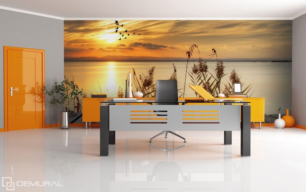 Jezerní fantazie zapadajícího slunce Fototapety do kanceláře Fototapety Demural